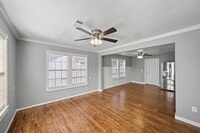 202 Sylvester Rd photo'