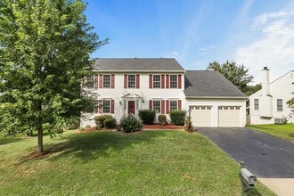 5099 Leatherback Rd in Woodbridge, VA - Building Photo - Building Photo