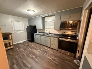 861 N 11th St in Noblesville, IN - Building Photo - Building Photo