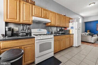 1319 N 19th St in Philadelphia, PA - Building Photo - Building Photo