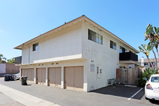 16952 Lilac Ln in Huntington Beach, CA - Foto de edificio - Building Photo