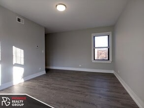 1128 Maple Ave in Evanston, IL - Building Photo - Building Photo