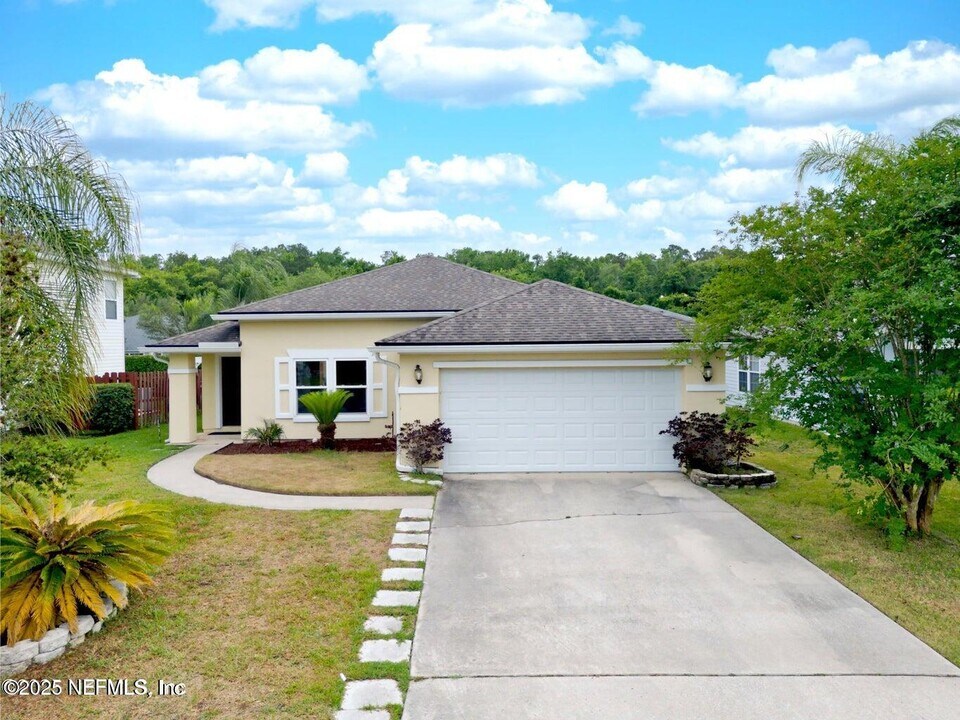 1413 Heather Ct in St. Augustine, FL - Building Photo