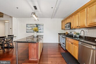 810 N Hancock St in Philadelphia, PA - Foto de edificio - Building Photo