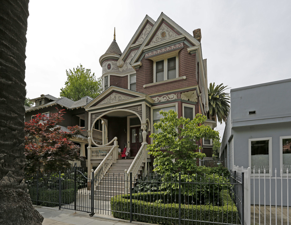 1716 Capitol Ave in Sacramento, CA - Building Photo