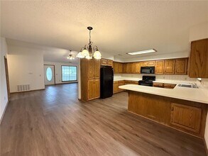 2972 N John Wayne Dr in Fayetteville, AR - Building Photo - Building Photo