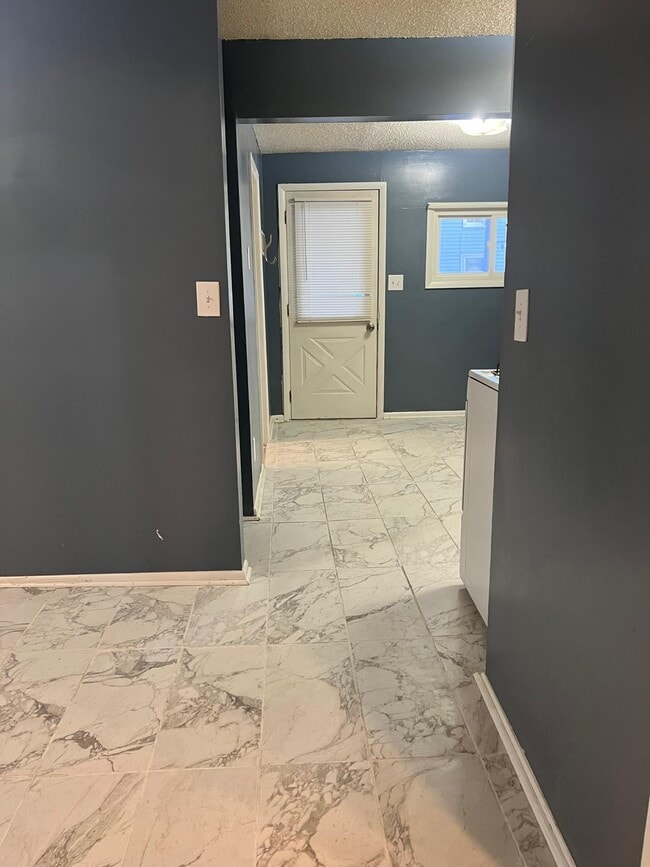 2 Tracy St, Unit 2 Bedroom