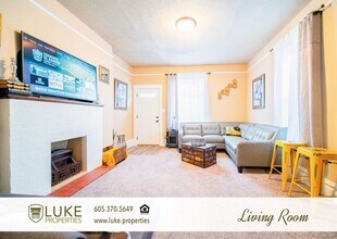 803 1/2 S Main Ave in Sioux Falls, SD - Building Photo - Building Photo