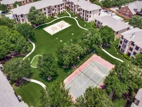 The Canyons Apartments in Fort Worth, TX - Foto de edificio - Building Photo