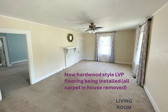 301 Richmond Ave in Swannanoa, NC - Building Photo - Building Photo
