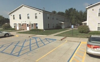 14020 Lancashire St in Waverly, NE - Building Photo - Building Photo