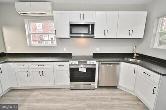 614 N Frazier St in Philadelphia, PA - Building Photo - Building Photo