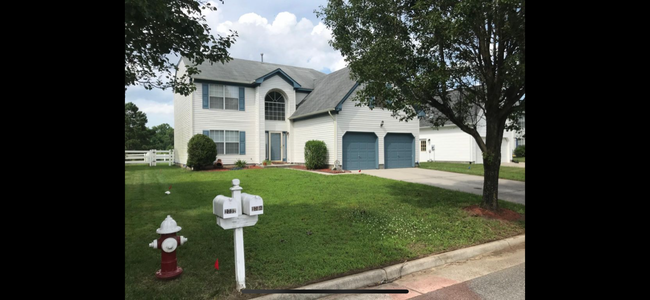 2736 Mulberry Loop in Virginia Beach, VA - Building Photo - Building Photo