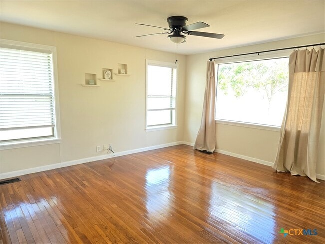 7830 Barbarosa Rd in New Braunfels, TX - Building Photo - Building Photo