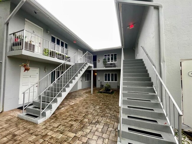 property at 820 NE 17th Ave