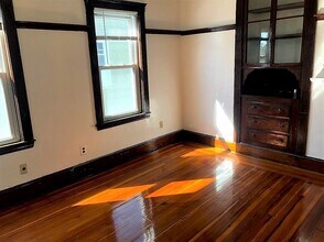 28 Litchfield St in Boston, MA - Foto de edificio - Building Photo