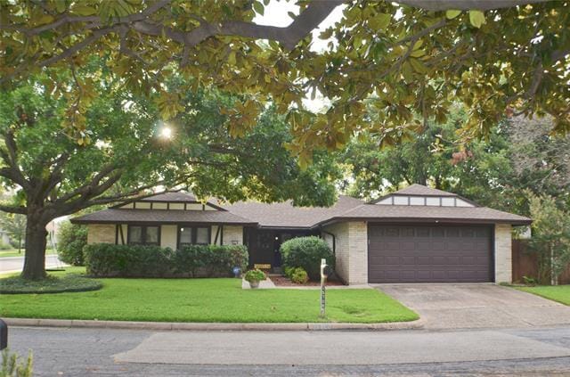 property at 15706 Havenrock Cir
