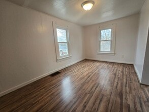 1007 Burtner Rd in Natrona Heights, PA - Building Photo - Building Photo