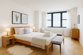 451 W 50th St, Unit 3 in New York, NY - Building Photo - Building Photo