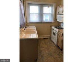 209 Ash Rd in Wallingford, PA - Building Photo - Building Photo
