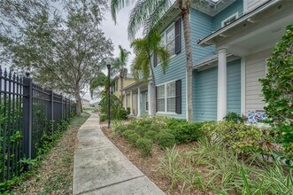 5405 Cafrey Pl in Apollo Beach, FL - Building Photo - Building Photo