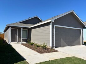 3904 Pontchartrain Pkwy in Sherman, TX - Building Photo