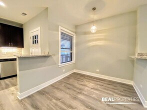 1149 Maple Ave in Evanston, IL - Building Photo - Building Photo