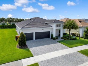 5364 Siesta Key Ln in Loxahatchee, FL - Building Photo - Building Photo