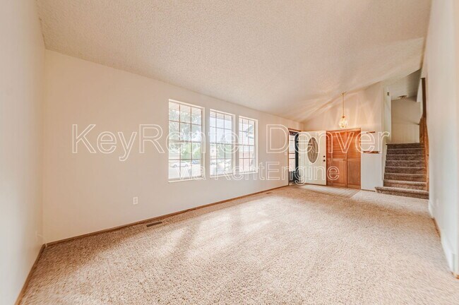 16565 E Girard Ave in Aurora, CO - Building Photo - Building Photo