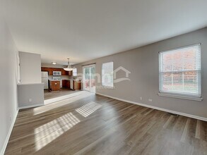 1613 Gleneagle Ct in Carpentersville, IL - Foto de edificio - Building Photo