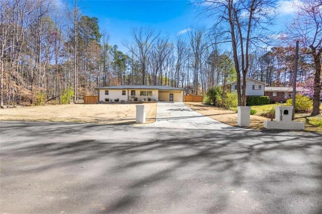 5109 Dogwood Hills Dr in Sugar Hill, GA - Building Photo - Building Photo