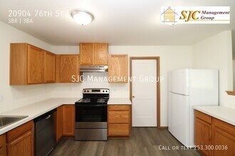 20904 76th St E in Bonney Lake, WA - Building Photo - Building Photo