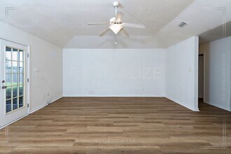 3170 Bloomington Dr in Mobile, AL - Building Photo - Building Photo