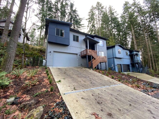 10 Green Hill Road in Bellingham, WA - Building Photo - Building Photo