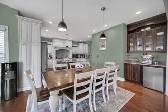 0N745 Bartelt Rd in Geneva, IL - Building Photo - Building Photo