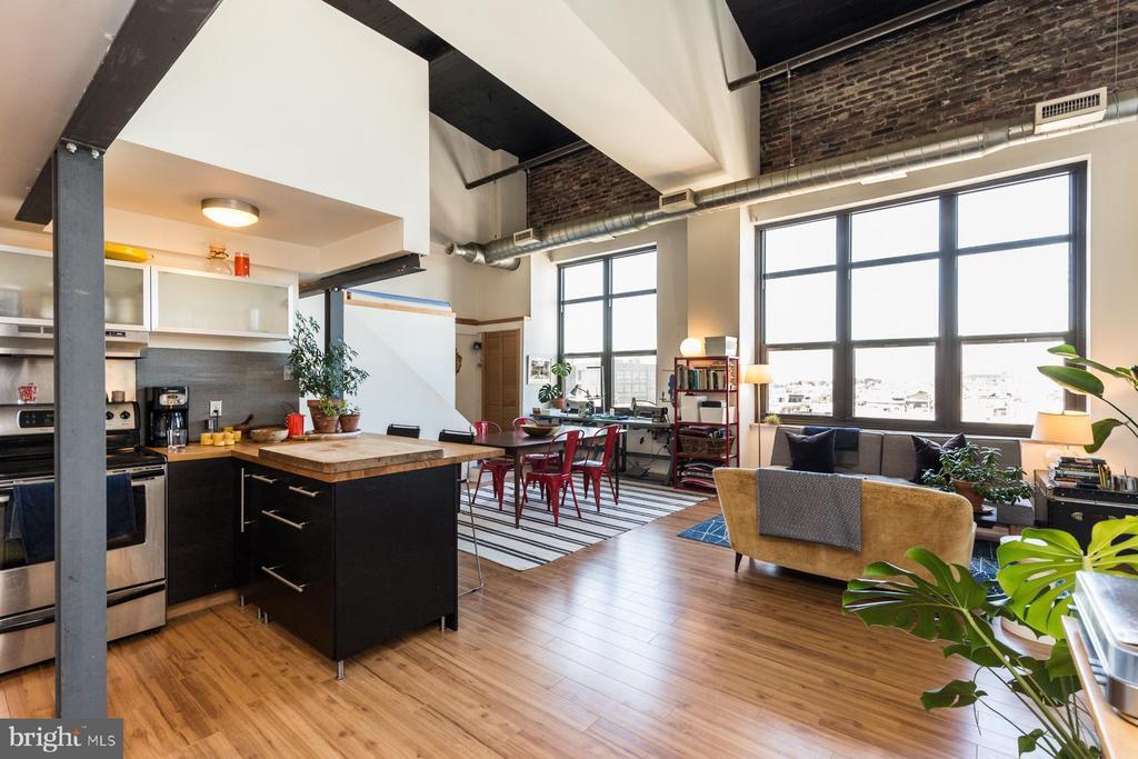 849 S 7th St in Philadelphia, PA - Building Photo