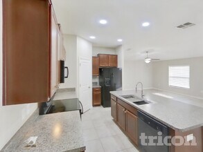 14107 Covert Green Pl in Riverview, FL - Building Photo - Building Photo