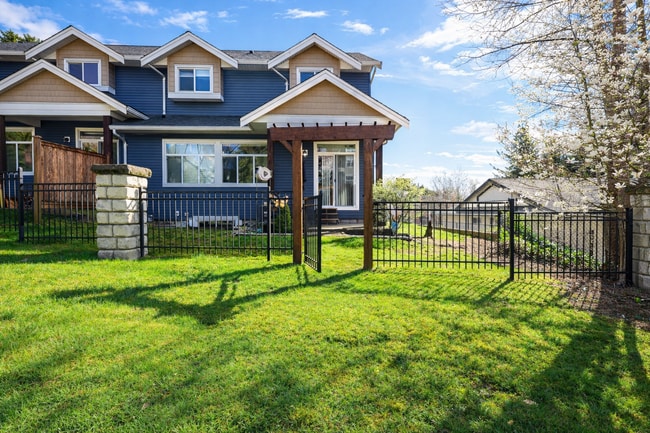 34130 Old Yale Rd in Abbotsford, BC - Building Photo - Building Photo