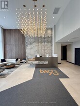 293 The Kingsway in Toronto, ON - Building Photo - Building Photo