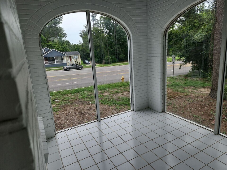 2310 Washington Rd in Augusta, GA - Building Photo
