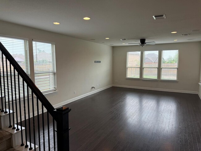 329 Duroc Dr in Hutto, TX - Building Photo - Building Photo