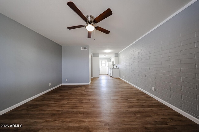 2226 W Heatherbrae Dr in Phoenix, AZ - Building Photo - Building Photo