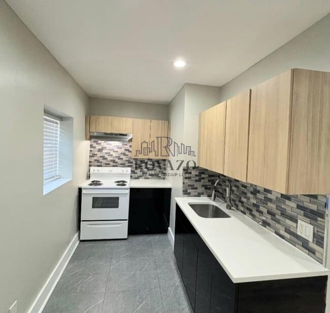 property at 10 Mitchell St