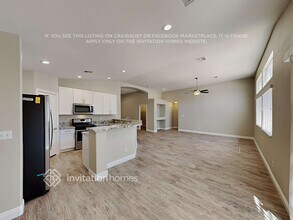 7925 Olympus Ave in Las Vegas, NV - Foto de edificio - Building Photo