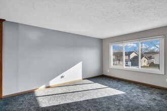 1818 Johnson Dr in Normal, IL - Building Photo - Building Photo