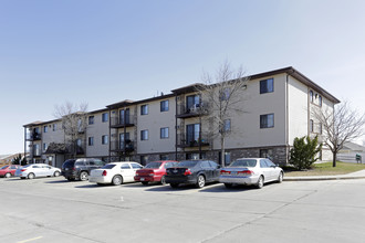 Prairie Park in West Fargo, ND - Foto de edificio - Building Photo