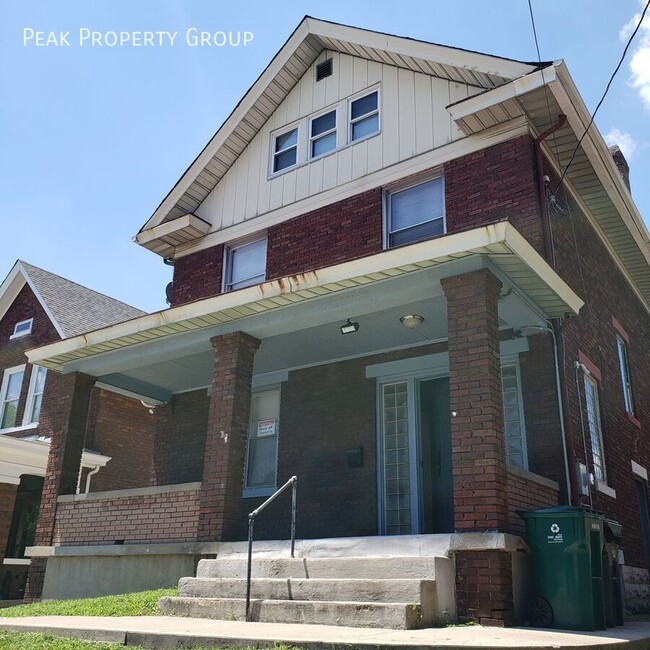 property at 2305 Rohs St