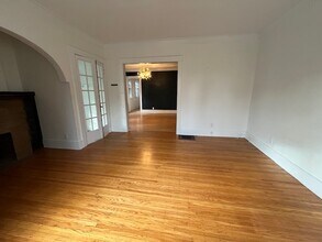 38 Thayer St, Unit 38 in Rochester, NY - Building Photo - Building Photo