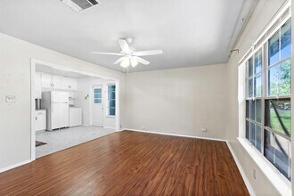 4807 Sylvandale Dr in Austin, TX - Building Photo - Building Photo