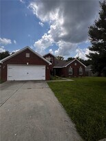 11723 E Creek Ln in Farmington, AR - Building Photo